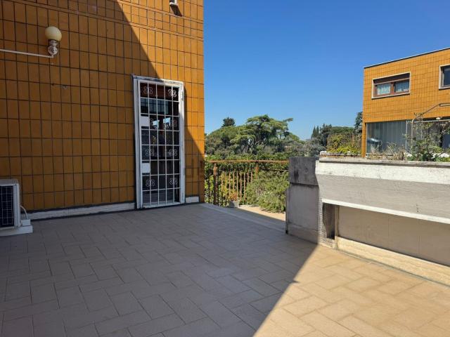 Appartamento in affitto di 68 m² in Via di Villa Ricotti, 26