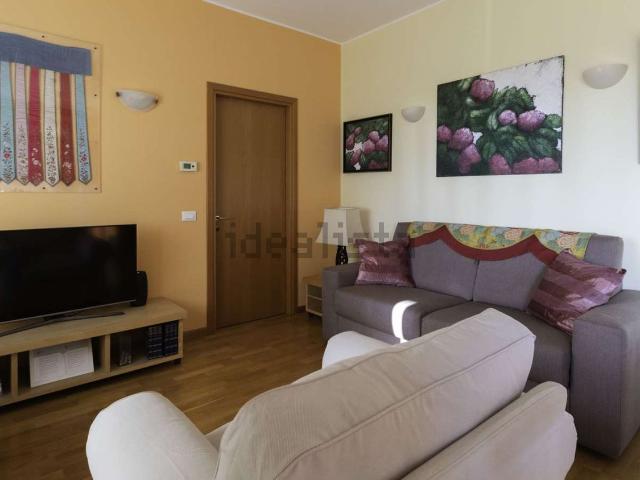 Appartamento in affitto di 68 m² in Via Leone Tolstoi