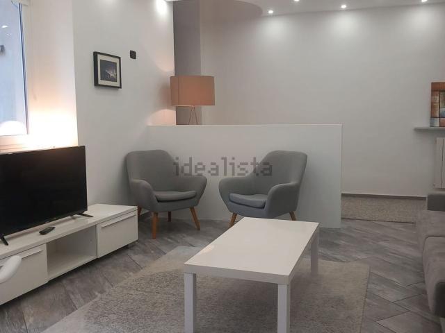 Appartamento in affitto di 68 m² in Via San Francesco D&apos Assisi, 2