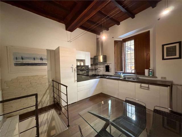 Appartamento in affitto di 69 m² in Via dei Divizioli, 16