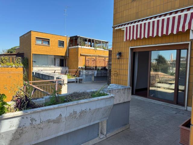 Appartamento in affitto di 69 m² in Via di Villa Ricotti, 26