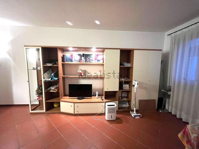 Appartamento in affitto di 69 m² in Via G. Garibaldi
