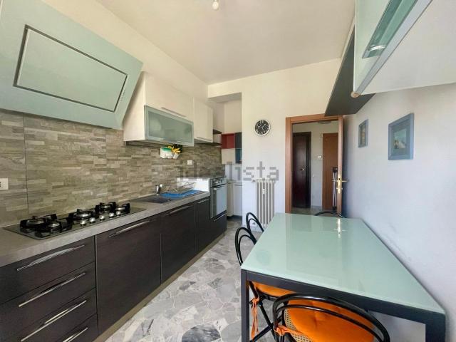 Appartamento in affitto di 69 m² in Viale Legioni Romane