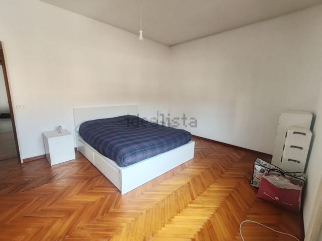 Appartamento in affitto di 73 m² in Via Nemorense, 188