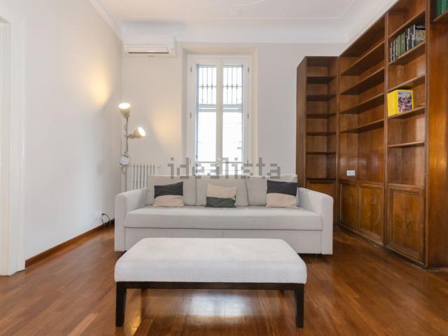 Appartamento in affitto di 73 m² in Via Paolo Giovio, 7