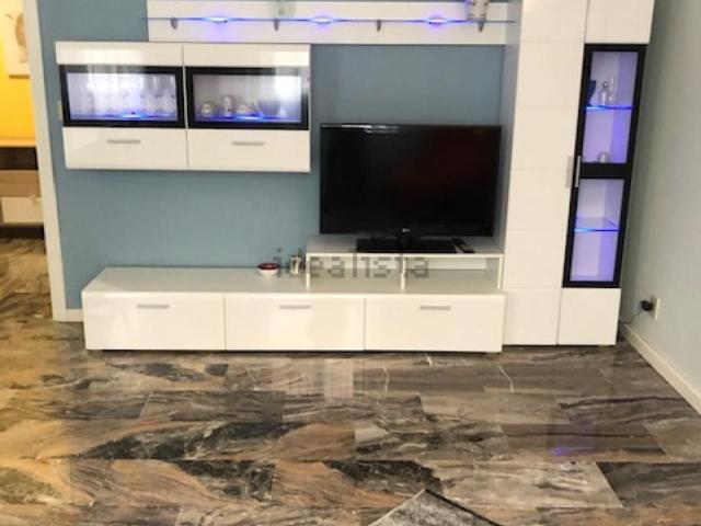 Appartamento in affitto di 70 m² in Galleria Trieste, 6