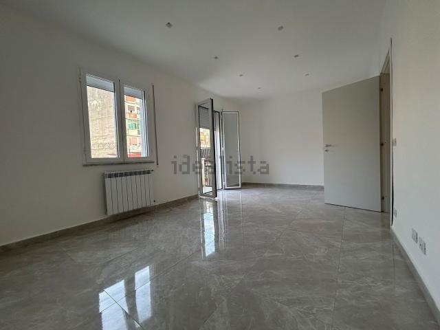 Appartamento in affitto di 70 m² in Largo Nasso, 2