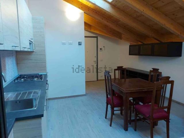Appartamento in affitto di 70 m² in Via Trento, 24