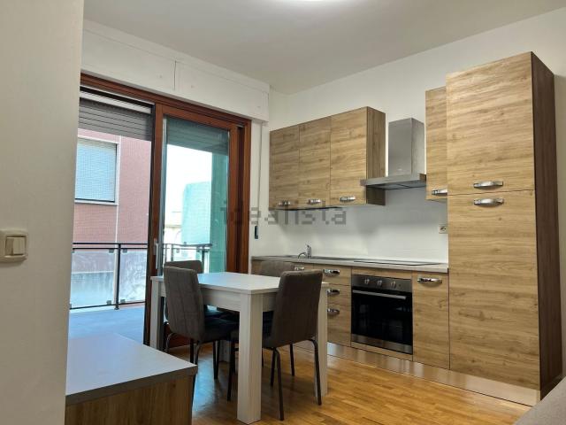 Appartamento in affitto di 70 m² in Via Trieste