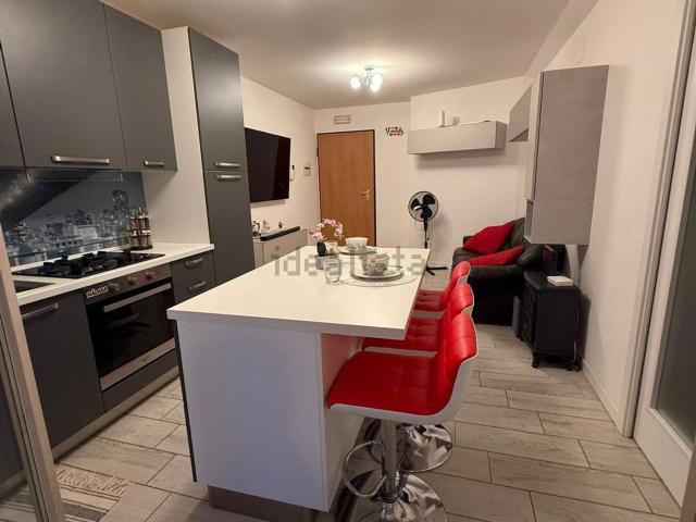 Appartamento in affitto di 70 m² in Via Verona, 11