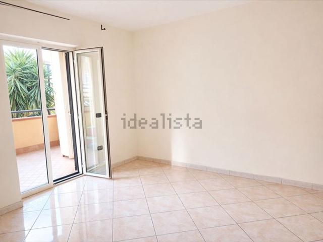 Appartamento in affitto di 70 m² in Via Volturno