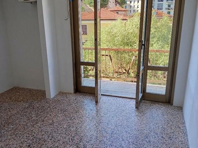 Appartamento in affitto di 70 m² in Via Ada Negri, 9