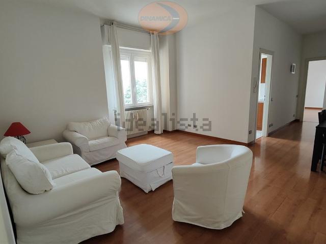 Appartamento in affitto di 70 m² in Via Camillo Benso Conte di Cavour, 63