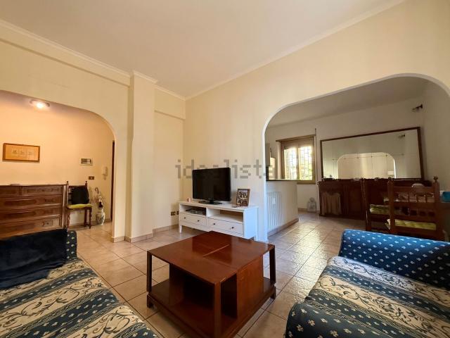 Appartamento in affitto di 70 m² in Via di Donna Olimpia, 56