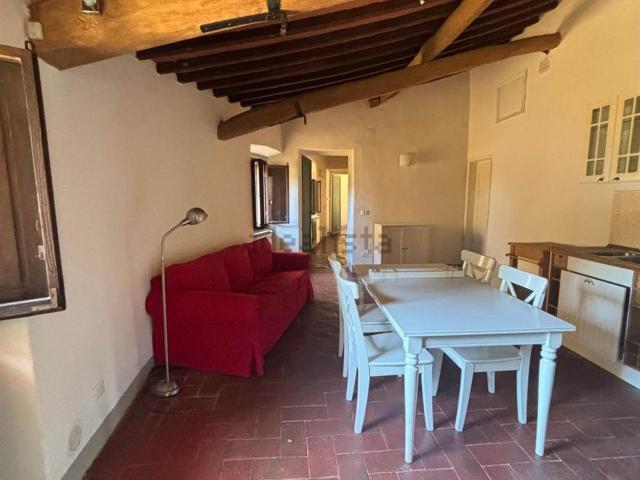 Appartamento in affitto di 70 m² in Via di Piazza Calda