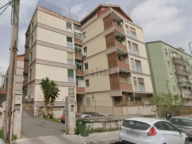 Appartamento in affitto di 70 m² in Via Giosuè Carducci, 18