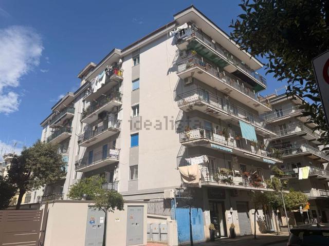 Appartamento in affitto di 70 m² in Via Giosuè Carducci, 38