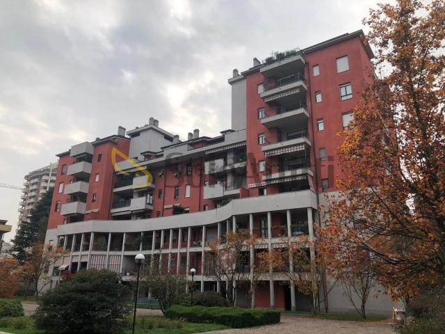 Appartamento in affitto di 70 m² in Via Legnone, 31