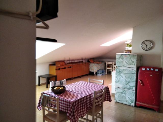 Appartamento in affitto di 70 m² in Via Marina