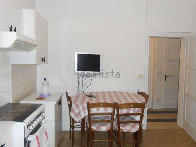 Appartamento in affitto di 70 m² in Via Oreste Regnoli, 1