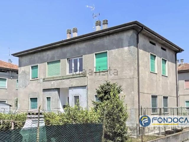Appartamento in affitto di 70 m² in Via P. Castaldi