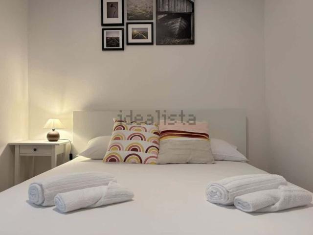 Appartamento in affitto di 70 m² in Via Petronio, 9