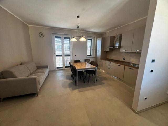 Appartamento in affitto di 70 m² in Via Roma