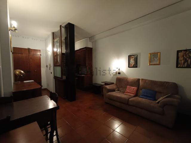 Appartamento in affitto di 70 m² in Via Scipione Sacchi
