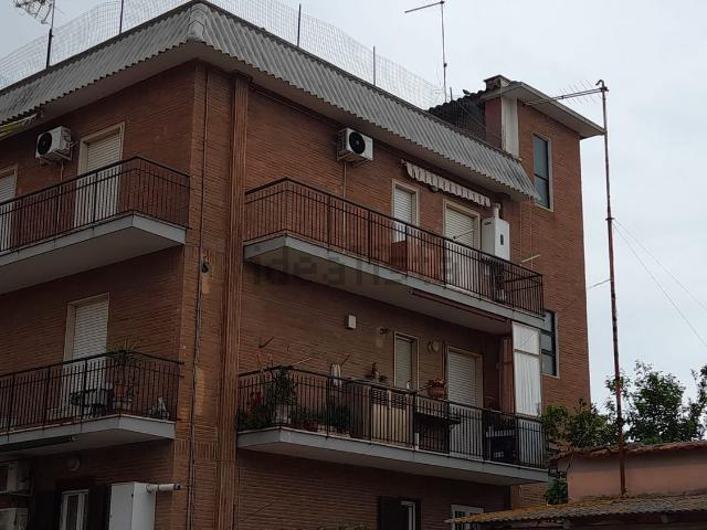 Appartamento in affitto di 70 m² in Via Sorrento