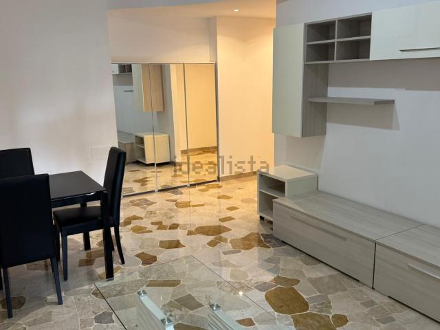 Appartamento in affitto di 70 m² in Viale Italia, 227