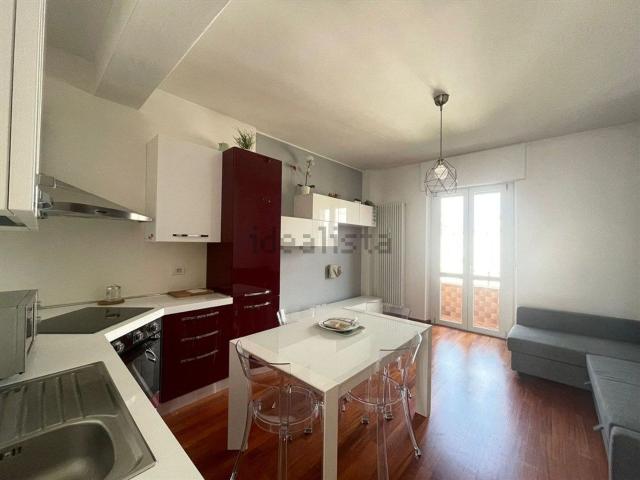 Appartamento in affitto di 70 m² in Viale Pisa, 12