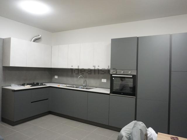 Appartamento in affitto di 70 m² in Viale TOSCANINI, 41