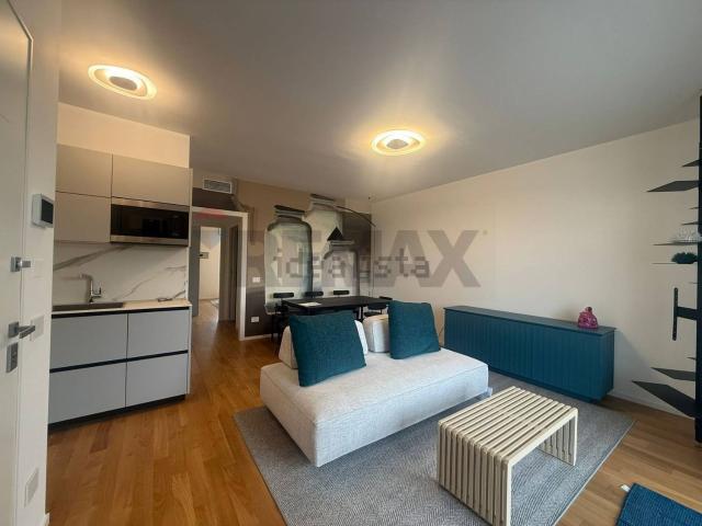 Appartamento in affitto di 70 m² in Via Alfredo Giovine, 73