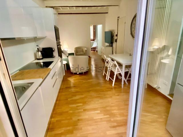 Appartamento in affitto di 71 m² in Borgo Pinti, 20