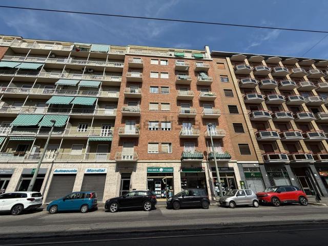 Appartamento in affitto di 71 m² in Corso Giulio Cesare, 201