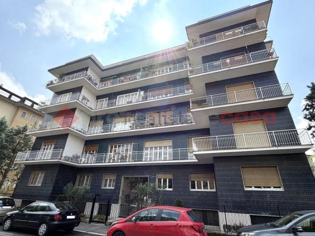 Appartamento in affitto di 71 m² in Via XXV Aprile, 4