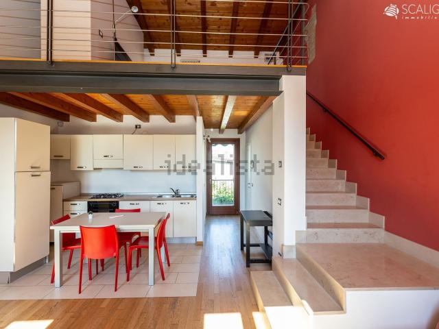 Appartamento in affitto di 71 m² in Via Pierdomenico Frattini, 56