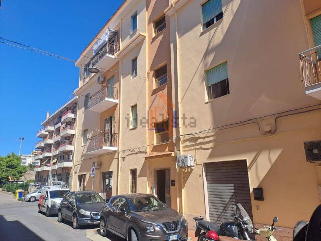 Appartamento in affitto di 71 m² in Via Siracusa, 6