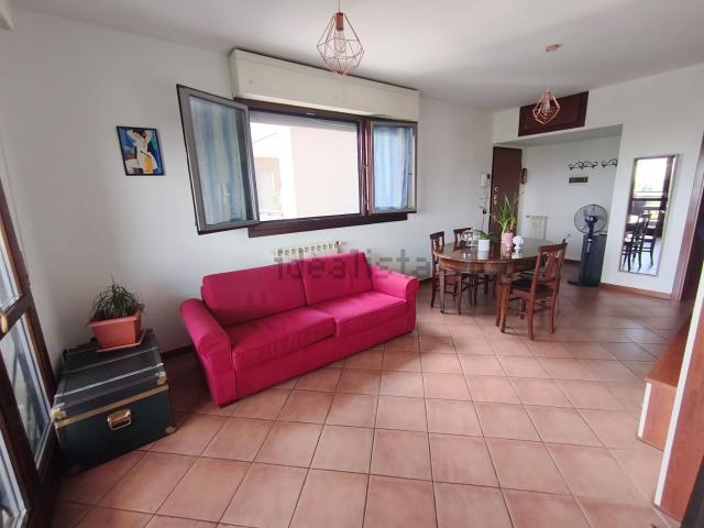 Appartamento in affitto di 72 m² in Via Don Francesco Beniamino Della Torre, 6