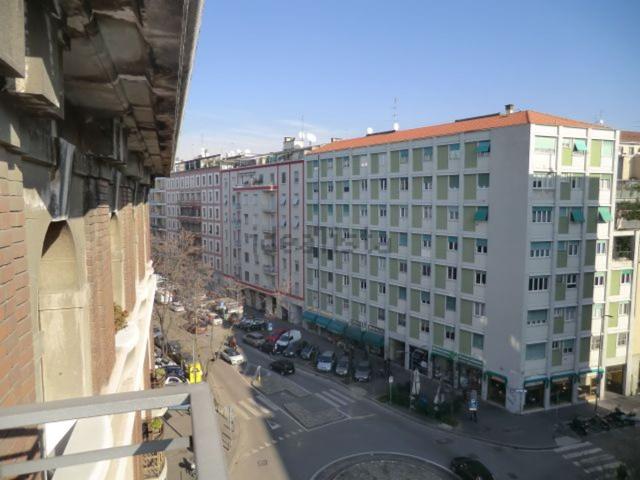 Appartamento in affitto di 72 m² in Via Luisa Battistotti Sassi, 13