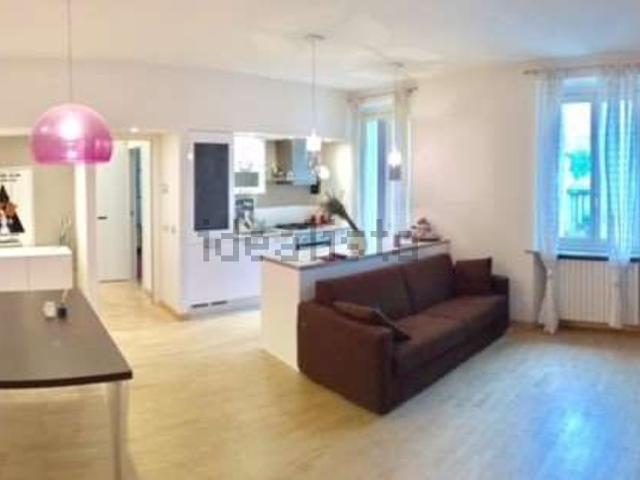 Appartamento in affitto di 77 m² in Corso San Gottardo, 34