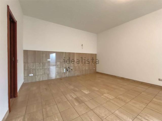 Appartamento in affitto di 77 m² in Strada Statale 9 Via Emilia
