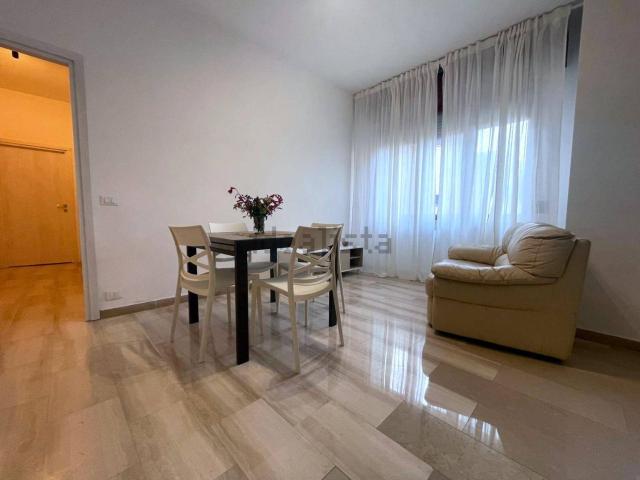 Appartamento in affitto di 77 m² in Via Beverora