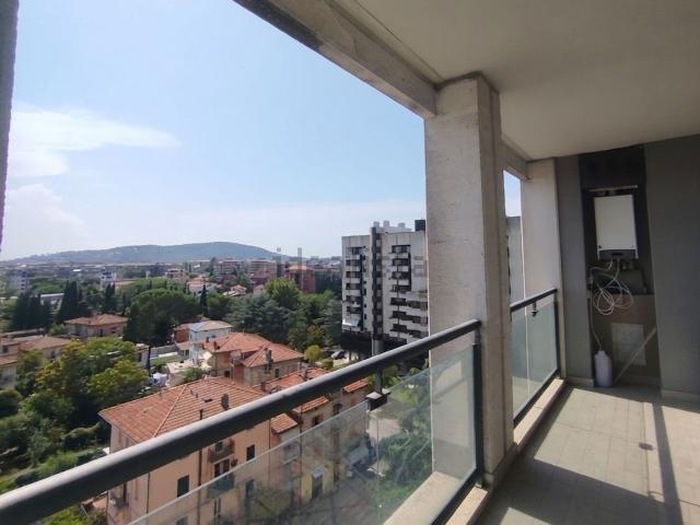 Appartamento in affitto di 77 m² in Via del Macello