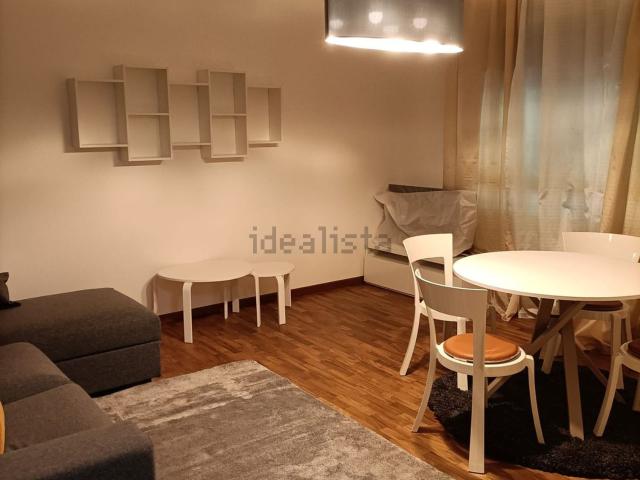 Appartamento in affitto di 77 m² in Via Monte Sabotino