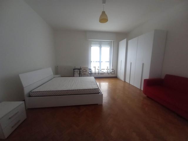 Appartamento in affitto di 74 m² in Via Andrea Maffei, 6