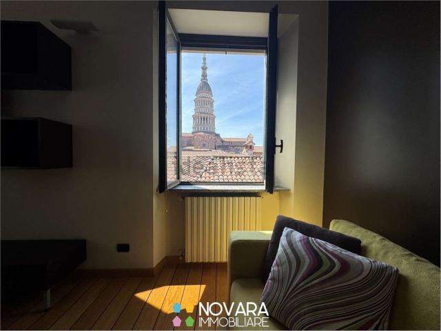 Appartamento in affitto di 74 m² in Via Dolores Bello, 1