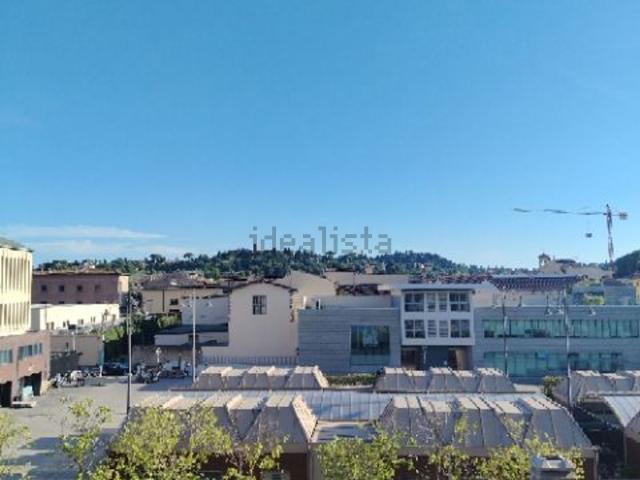 Appartamento in affitto di 75 m² in Borgo la Croce