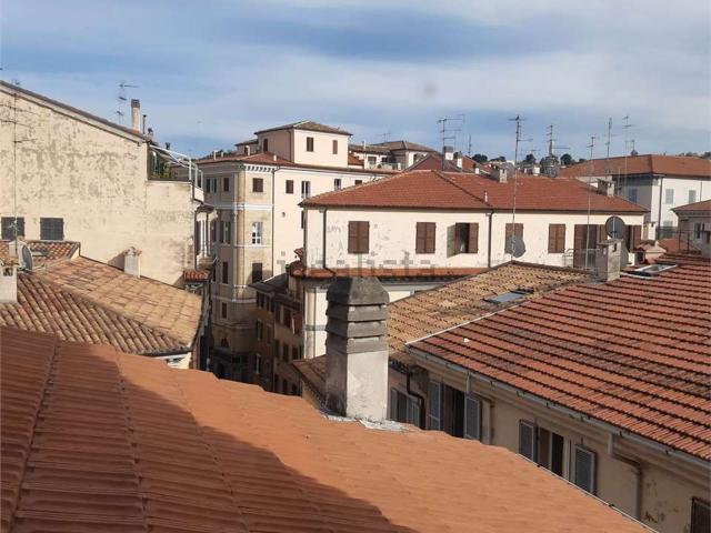 Appartamento in affitto di 75 m² in Corso Giuseppe Mazzini, 7