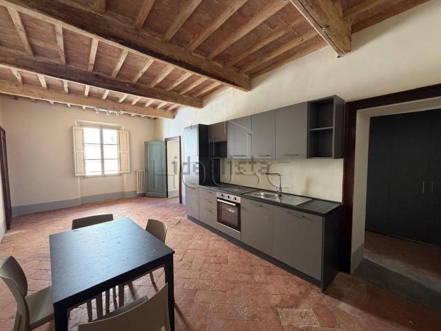 Appartamento in affitto di 75 m² in Corso Vittorio Emanuele